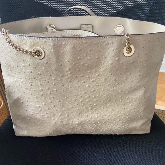 ❤️Sale❤️ Kate Spade ♠️ Halsey Ostrich Tote - Picture 2 of 10